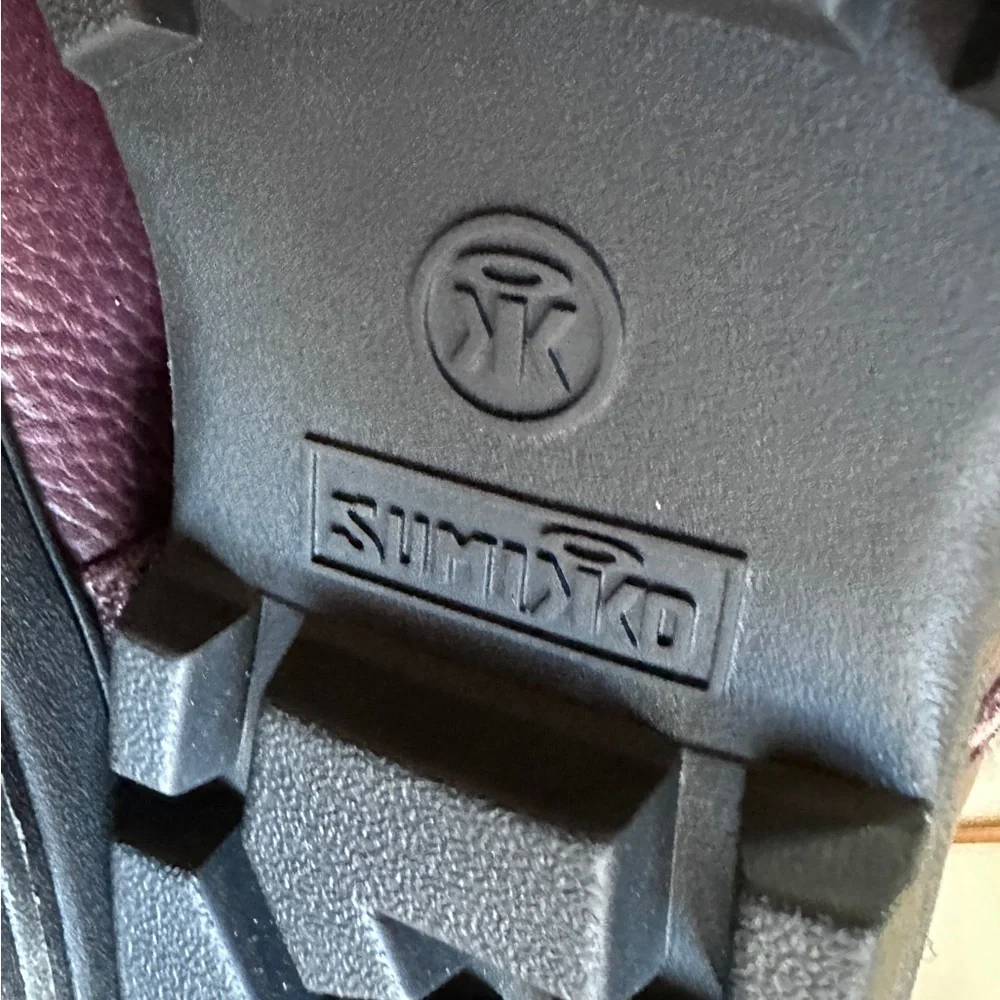 Women’s  Burgundy Boots Size 9 NEW / Mens‎ Size 7.5 Sumikko Brand